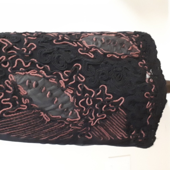 Save the Queen dress - Picture 4 of 7